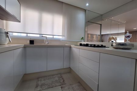 Apartamento à venda com 96m², 2 quartos e 3 vagas Apartamento à venda com 96m², 2 quartos e 3 vagasCozinha