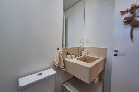 Apartamento à venda com 96m², 2 quartos e 3 vagas Apartamento à venda com 96m², 2 quartos e 3 vagasBanheiro da Suíte 2
