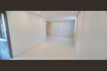 Casa à venda com 4 quartos, 154m² em Salgado Filho, Belo Horizonte