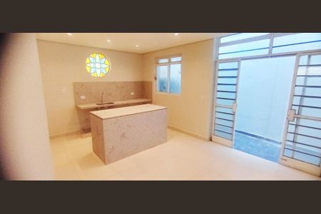 Casa à venda com 4 quartos, 154m² em Salgado Filho, Belo Horizonte