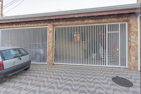 Fachada de casa à venda com 2 quartos, 200m² em Jardim Yeda, Campinas