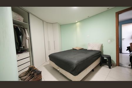 Quarto Suíte de casa à venda com 1 quarto, 60m² em Vila Gilda, Santo André