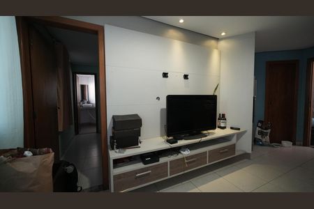 Sala de casa à venda com 1 quarto, 60m² em Vila Gilda, Santo André