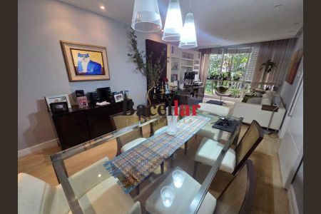 Apartamento à venda com 130m², 3 quartos e 1 vaga