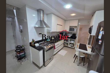 Apartamento à venda com 130m², 3 quartos e 1 vaga