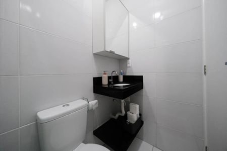 Banheiro de apartamento à venda com 2 quartos, 33m² em Penha de França, São Paulo