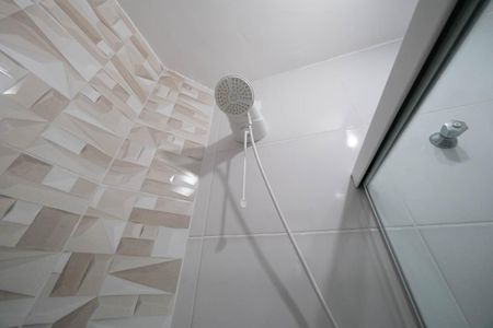 Banheiro de apartamento à venda com 2 quartos, 33m² em Penha de França, São Paulo