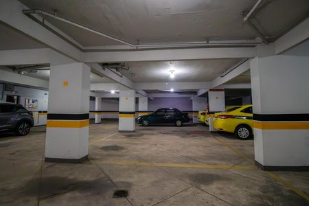 Apartamento para alugar com 84m², 2 quartos e 1 vaga Apartamento para alugar com 84m², 2 quartos e 1 vagaGaragem