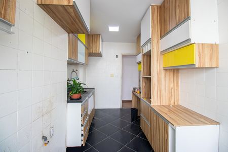 Apartamento para alugar com 84m², 2 quartos e 1 vaga Apartamento para alugar com 84m², 2 quartos e 1 vagaCozinha e Área de Serviço