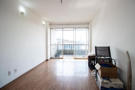 Apartamento para alugar com 84m², 2 quartos e 1 vaga Apartamento para alugar com 84m², 2 quartos e 1 vagaSala