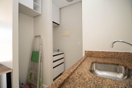 Cozinha e Área de Serviço de apartamento para alugar com 1 quarto, 42m² em Águas Claras, Brasília