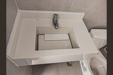 Studio para alugar com 29m², 1 quarto e sem vaga Studio para alugar com 29m², 1 quarto e sem vagaBanheiro