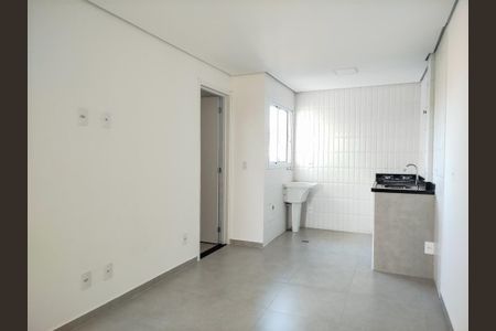 Studio para alugar com 29m², 1 quarto e sem vaga Studio para alugar com 29m², 1 quarto e sem vagaStudio - sala e cozinha