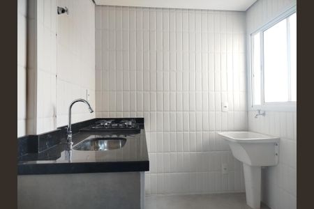 Cozinha de kitnet/studio para alugar com 1 quarto, 29m² em Vila Invernada, São Paulo