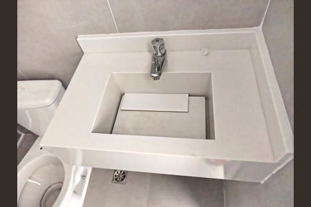 Studio para alugar com 29m², 1 quarto e sem vaga Studio para alugar com 29m², 1 quarto e sem vagaBanheiro