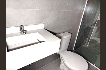 Studio para alugar com 33m², 1 quarto e sem vaga Studio para alugar com 33m², 1 quarto e sem vagaBanheiro