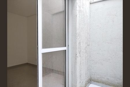 Área externa de kitnet/studio para alugar com 1 quarto, 33m² em Vila Invernada, São Paulo