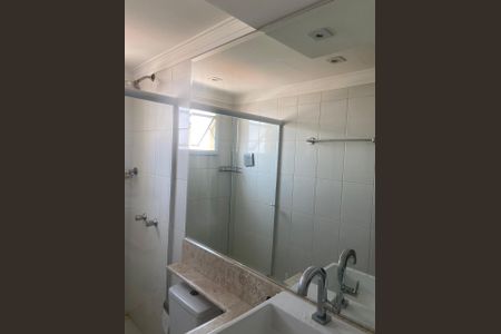 Banheiro de apartamento à venda com 2 quartos, 65m² em Vila Industrial (Campinas), Campinas