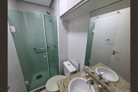 Apartamento para alugar com 65m², 3 quartos e 1 vaga Apartamento para alugar com 65m², 3 quartos e 1 vagaBanheiro