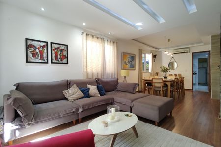 Casa de Condomínio à venda com 4 quartos, 208m² em Freguesia (jacarepaguá), Rio de Janeiro