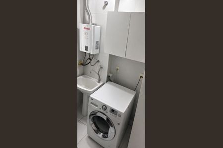 Apartamento à venda com 84m², 2 quartos e 1 vaga Apartamento à venda com 84m², 2 quartos e 1 vagaÁrea de Serviço