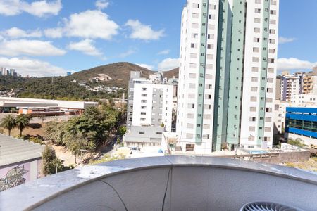 Varanda de apartamento à venda com 1 quarto, 43m² em Buritis, Belo Horizonte