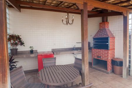 Apartamento à venda com 43m², 1 quarto e 1 vaga Apartamento à venda com 43m², 1 quarto e 1 vagaÁrea comum - Churrasqueira