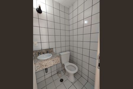 Apartamento para alugar com 56m², 2 quartos e 1 vaga Apartamento para alugar com 56m², 2 quartos e 1 vagaBanheiro