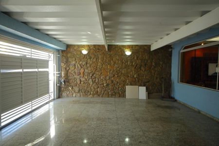 Garagem  de casa à venda com 3 quartos, 221m² em Vila Jordanopolis, São Bernardo do Campo