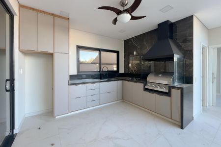Casa de condomínio para alugar com 353m², 4 quartos e 4 vagas