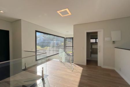 Casa de condomínio para alugar com 353m², 4 quartos e 4 vagas