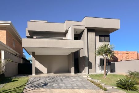 Casa de condomínio para alugar com 353m², 4 quartos e 4 vagas
