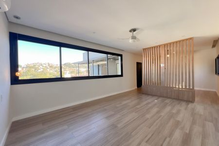 Casa de condomínio para alugar com 353m², 4 quartos e 4 vagas