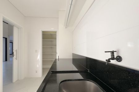 Casa de condomínio para alugar com 353m², 4 quartos e 4 vagas