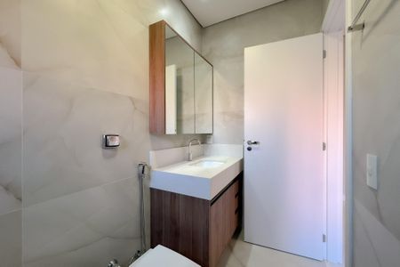 Casa de condomínio para alugar com 353m², 4 quartos e 4 vagas