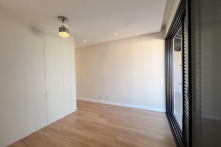 Casa de condomínio para alugar com 353m², 4 quartos e 4 vagas