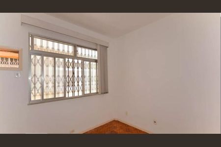 Apartamento para alugar com 65m², 2 quartos e sem vaga