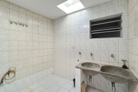 Casa à venda com 125m², 2 quartos e 2 vagasÁrea de Serviço