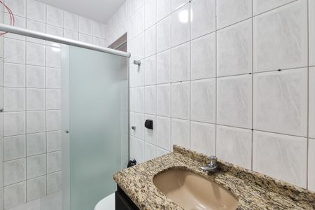 Banheiro da Suíte de casa para alugar com 2 quartos, 125m² em Jardim Belita, São Bernardo do Campo