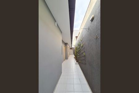 Casa à venda com 125m², 2 quartos e 2 vagasCorredor