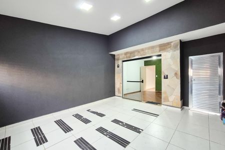 Casa à venda com 125m², 2 quartos e 2 vagasGaragem