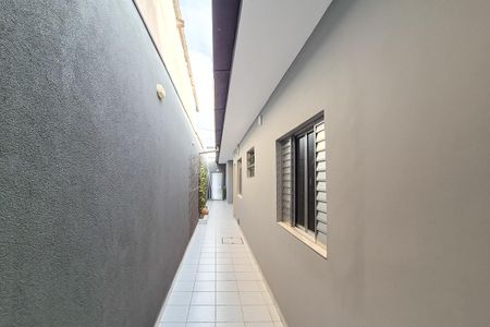 Casa à venda com 125m², 2 quartos e 2 vagasCorredor