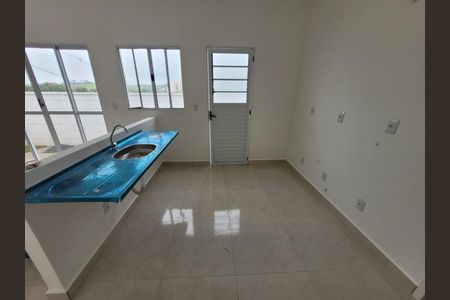 Casa para alugar com 2 quartos, 52m² em Jardim Pitoresco, Jacareí
