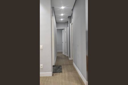 Apartamento para alugar com 65m², 3 quartos e 1 vaga Apartamento para alugar com 65m², 3 quartos e 1 vagaCorredor