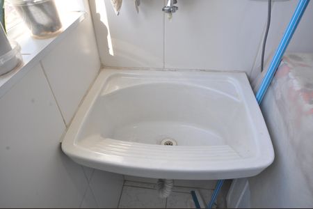 Apartamento para alugar com 65m², 2 quartos e 1 vagaÁrea de Serviço