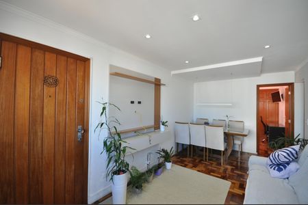 Apartamento para alugar com 65m², 2 quartos e 1 vagaSala