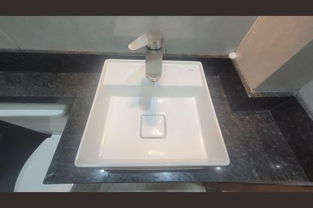 Banheiro de apartamento para alugar com 2 quartos, 56m² em Cidade São Mateus, São Paulo