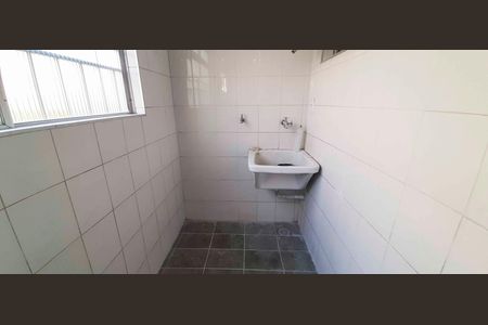 Área de Serviço de apartamento para alugar com 3 quartos, 60m² em Piratininga, Osasco