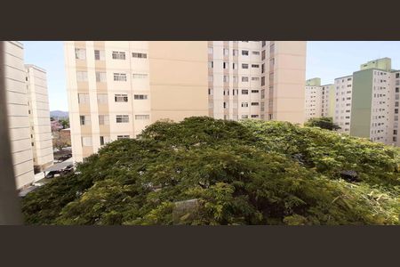 Apartamento para alugar com 60m², 3 quartos e 1 vaga Apartamento para alugar com 60m², 3 quartos e 1 vagaVista da Área de Serviço