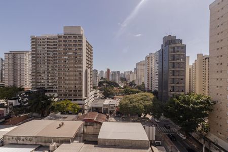 Sacada de kitnet/studio para alugar com 1 quarto, 32m² em Moema, São Paulo